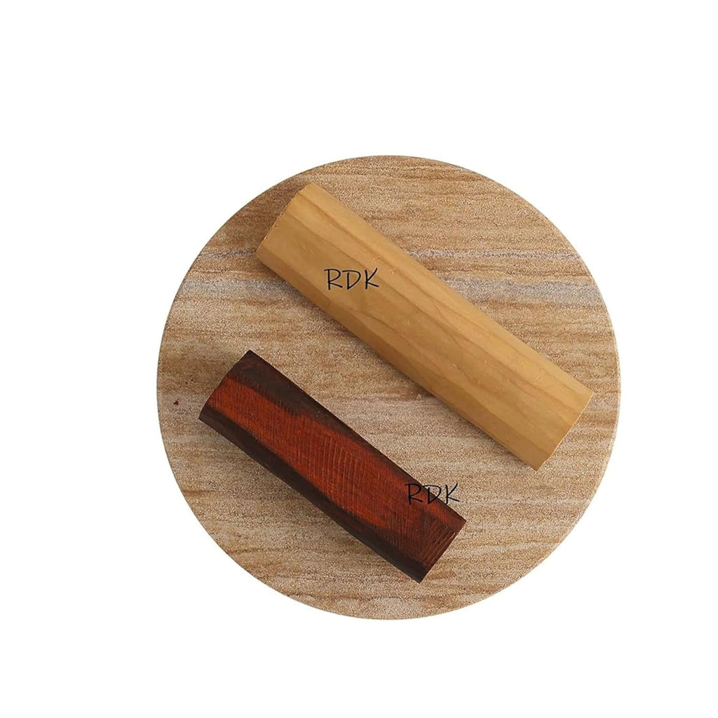 Jaisakshi Natural Malayagiri Sandalwood (Chandan) Pata Board with Red and White Sandalwood Stick Chandan Stick for Puja, Tilak, Face (1 Board with 2 Sticks) Size 5-inches